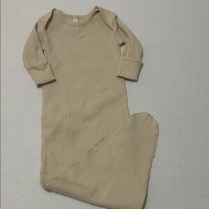 Quincy Mae Cream Ribbed Baby baby gown